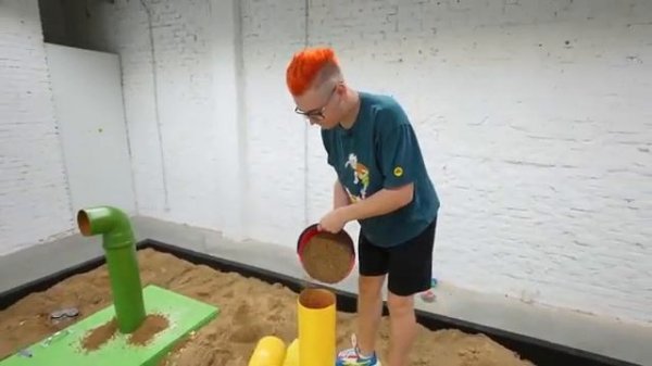 Влад а4 заперли в гробу?! ?