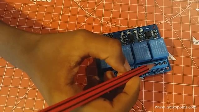 Connect a Relay Module to NodeMCU смотреть онлайн