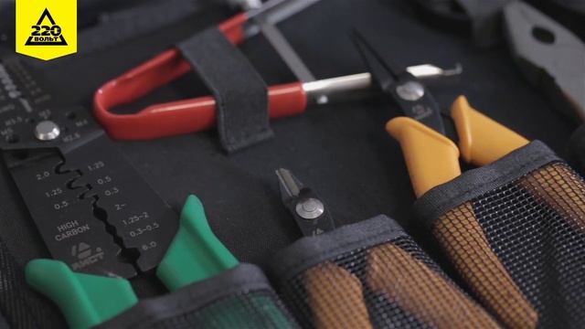 Набор инструментов в чемодане, 35 предметов AIST 703020 M смотреть онлайн