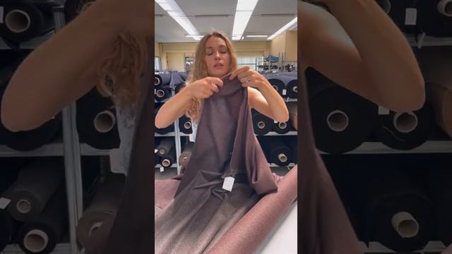 Двусторонняя костюмная шерсть с шелком смотреть онлайн