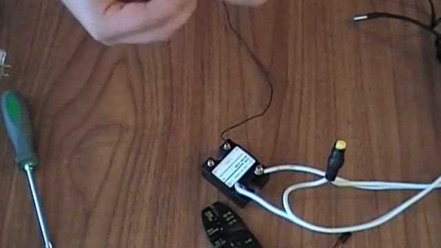 MacroDuino + DS18B20 + Relay смотреть онлайн