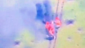 Украинский танк Leopard 2A6 таранит бронемашину M2 Bradley