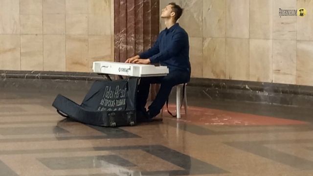 Таланты и поклонники. Фортепьяно в метро смотреть онлайн