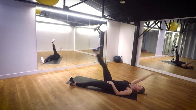 Routine Etirements / Stretching (20 Min) - FITNESS STUDIO BY LUCILE