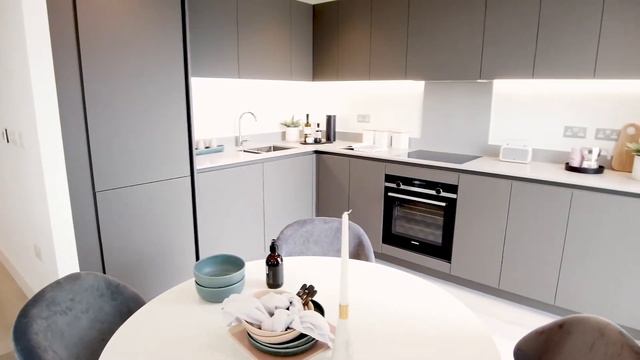 Anthology Hale Works Show Home Tour - 2 Bed смотреть онлайн