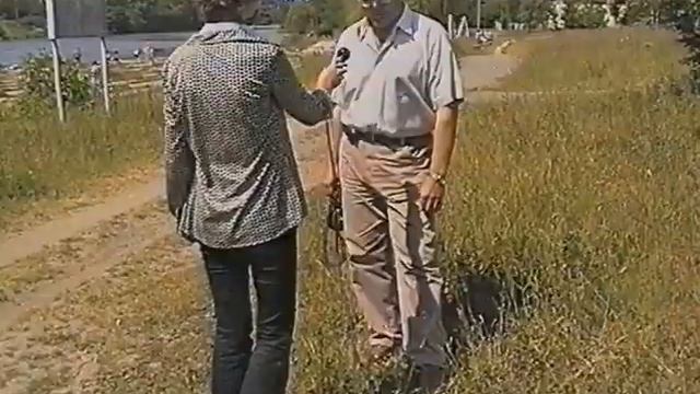 Азартно прибыльно искать монеты металлоискателем. Как найти кольцо в песке, в траве цепочку, клад смотреть онлайн