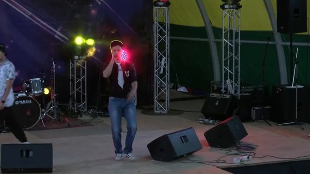 Устойчивая мораль - Наш рэп / А мне всё мало (Live) смотреть онлайн