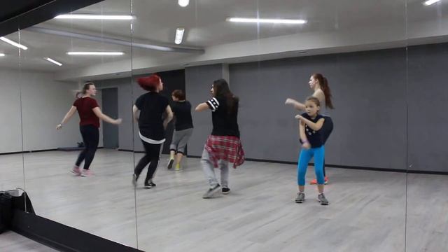 Соня Цветкова. Мастер-класс Jazz Funk для Варвары Неваляшки.