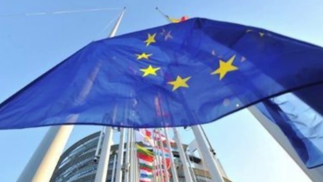 Истина одна .