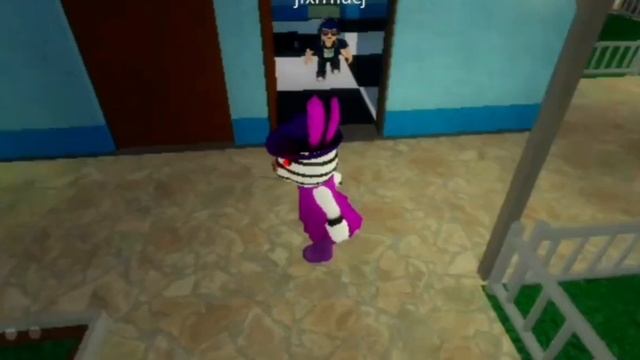 Играю в Roblox Piggy book 1 смотреть онлайн