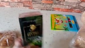 Жизнь идет в глубинке,убрала капусту .