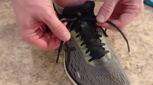 Как завязать шнурки чтобы не развязывались