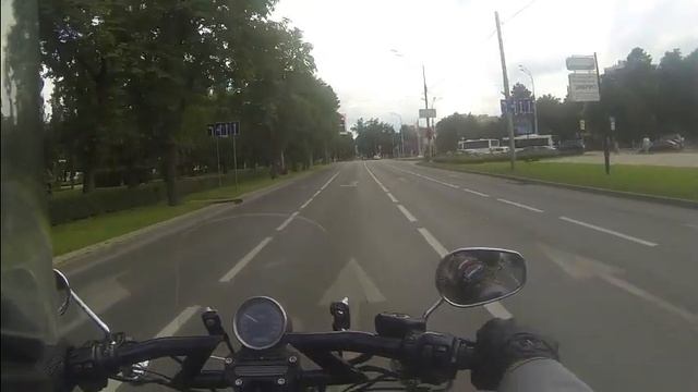 Охота катнуть с Бородой. Прохват по вечернему Краснодару. Без машин. HD Sportster 883 2007. смотреть онлайн