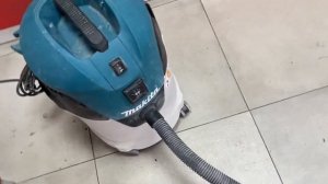 Строительный пылесос макита