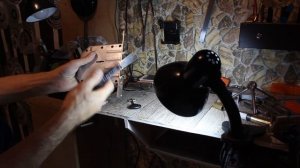 Что делать если заклинил замок гаража?