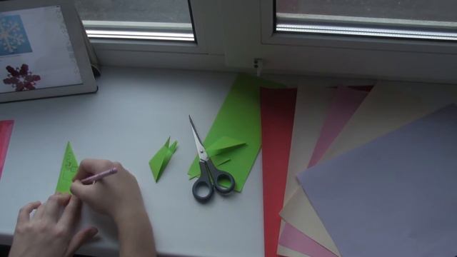 НОВОГОДНИЙ DIY:СНЕЖИНКИ\\NEW YEAR DIY смотреть онлайн
