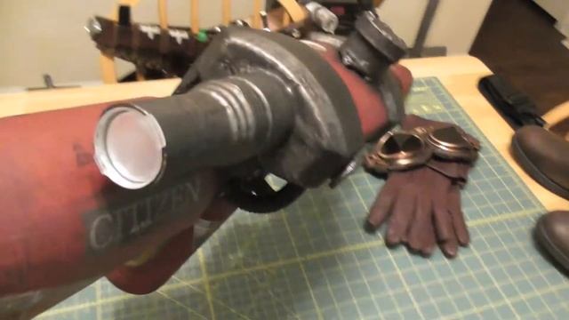 Akira-Themed Laser Bazooka & Kaneda Cosplay смотреть онлайн