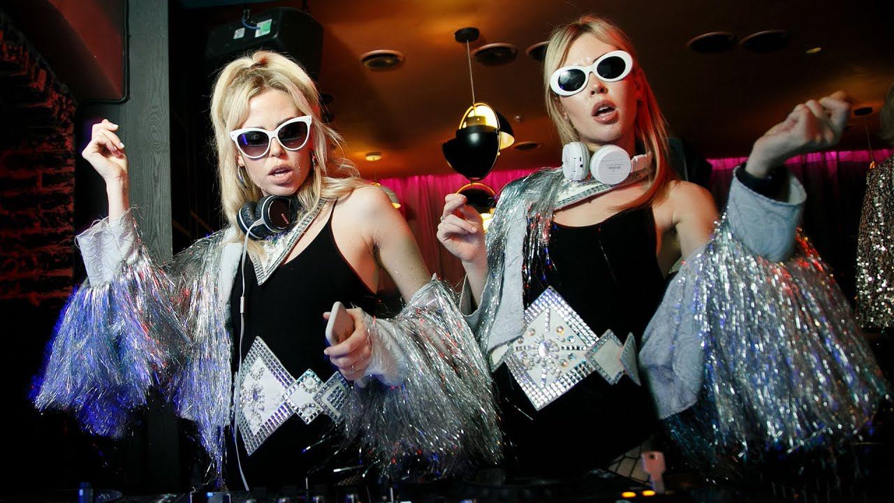 Корпоратив в стиле Studio 54 / Corporate event in Studio 54 style смотреть онлайн