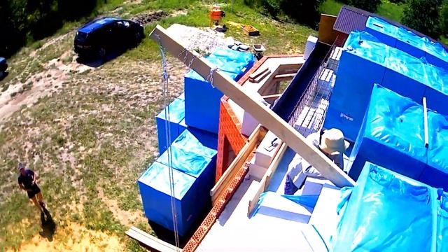 КУБ БЕТОНА В РУЧНУЮ.МОНОЛИТНАЯ БАЛКА НАД ЭРКЕРОМ. смотреть онлайн