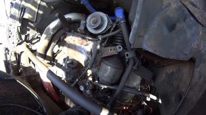 Меняем помпу на Scania 143M. Протекла старушка перед праздником)))