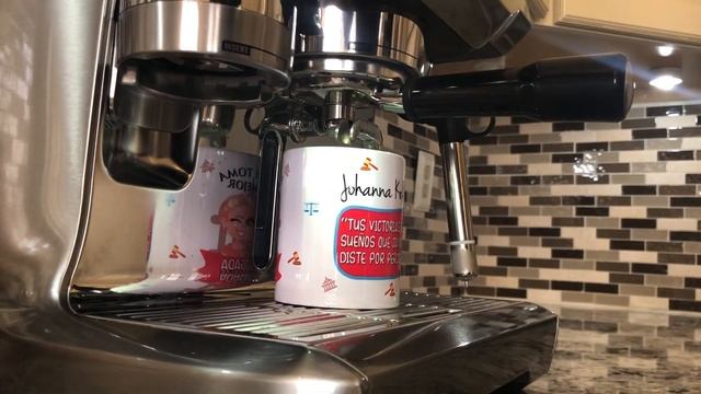 Breville Oracle Touch - Making an Americano Demo смотреть онлайн