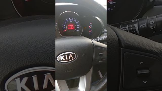 При автозапуске не заводится и не крутит стартер KIA RIO 3. Решение в описании смотреть онлайн