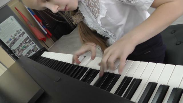 749. Гаврилова Кристина, г. Красноярск - Прогулка медвежонка смотреть онлайн