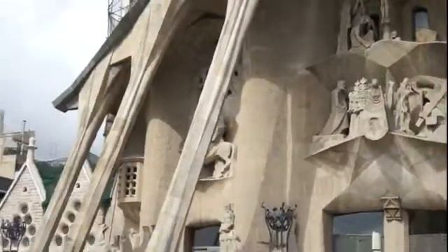 Барселона Саграда Фамилия Фасад страстей смотреть онлайн
