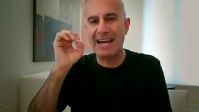 Пусть новый год будет лучшим годом вашей жизни!