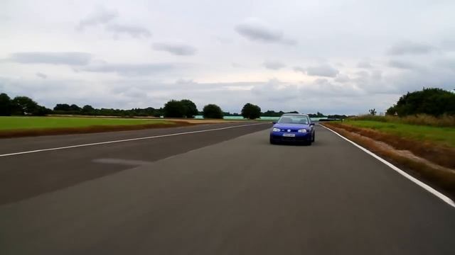 570BHP MK4 R32 Turbocharged смотреть онлайн