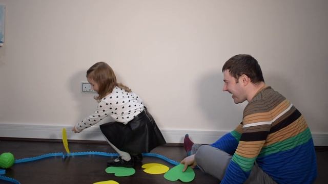 Кого же первого поймает сумасшедший крокодил? / Crazy Ball Game смотреть онлайн