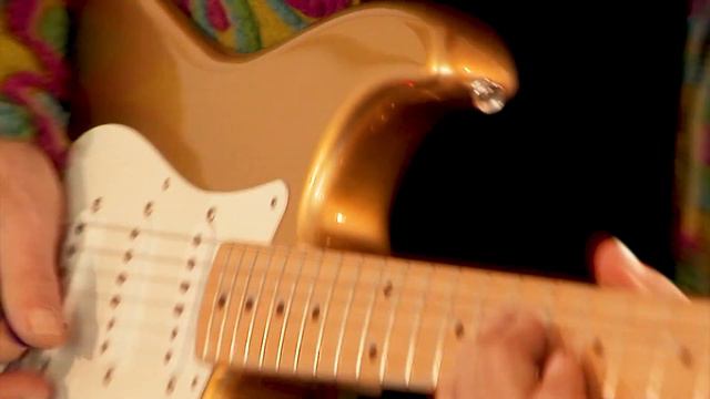 2017 Fender American Original '50s Stratocaster MN Aztec Gold смотреть онлайн