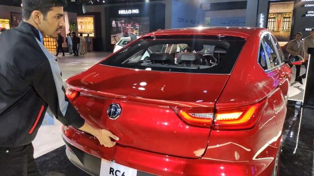 Baojun/MG RC-6 coupe sedan crossover walkaround review | Auto Expo 2020 | OVERDRIVE смотреть онлайн