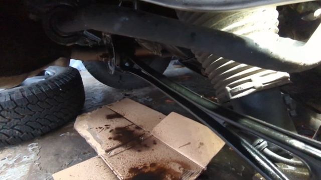 VW Touareg 7l: Hinterachse Aufhängung erneuern komplett: Querlenker, Koppelstange, Dreieckslenker смотреть онлайн
