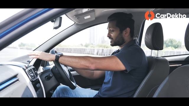 Renault Duster Turbo 2020 Review In Hindi | पुरानी, लेकिन मज़ेदार! | CarDekho.com смотреть онлайн