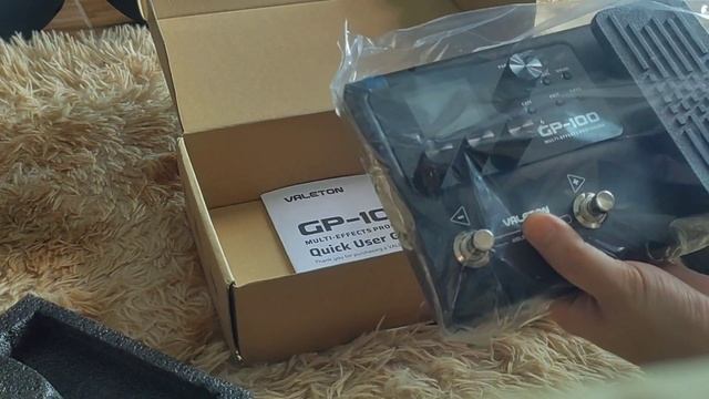 UNBOXING VALETON GP-100