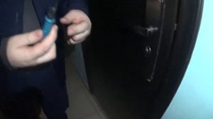 Как вскрыть дверной замок без ключа