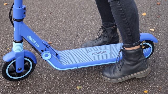 Ninebot E8 Kids Electric Scooter Review - Segway's New Kids Range! смотреть онлайн