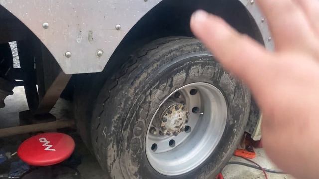 Finishing Up The Scenicruiser. What A Challenge