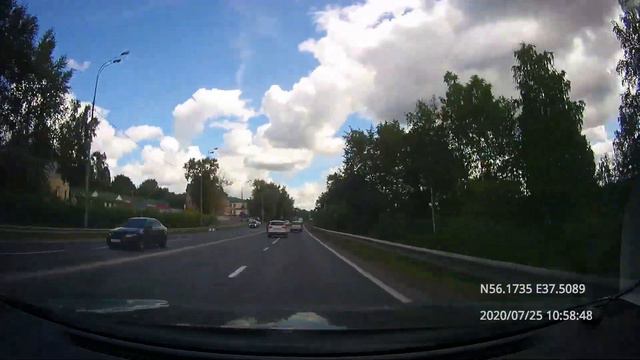Driving in Central Russia: Москва (Покровское-Стрешнево) - Талдом 25/07/2020 (timelapse 4x) смотреть онлайн