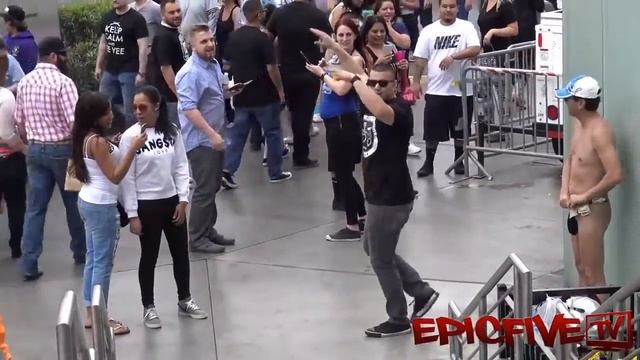 Скинь мне киску. ПРАНК