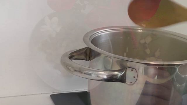 Pasta a la norma: berenjenas fritas y tomates #pastaitaliana #pasta смотреть онлайн