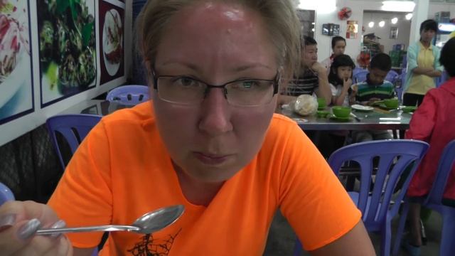 Блюдо из морского ёжа. Вьетнам на вкус. смотреть онлайн