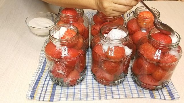Лучший рецепт обалденных ПОМИДОР на ЗИМУ. из ДУХОВКИ! В СОБСТВЕННОМ СОКУ! Без УКСУСА! Без КИПЯТКА! смотреть онлайн