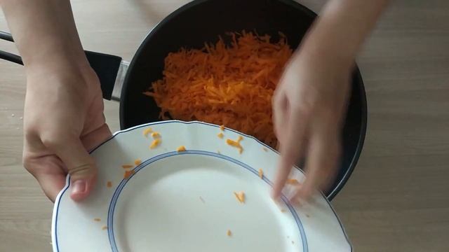 Простой и вкусный ужин (Тушеная морковь с фасолью и зеленью) смотреть онлайн