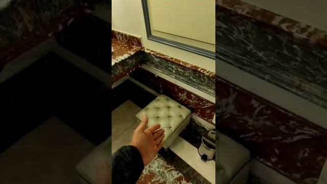 Как выглядит туалет за 200 р на КРАСНОЙ ПЛОЩАДИ смотреть онлайн