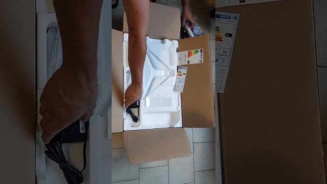 unboxing Samsung Monitor PC C24F396 Curvo, 24'' Full HD, 1920 x 1080 смотреть онлайн
