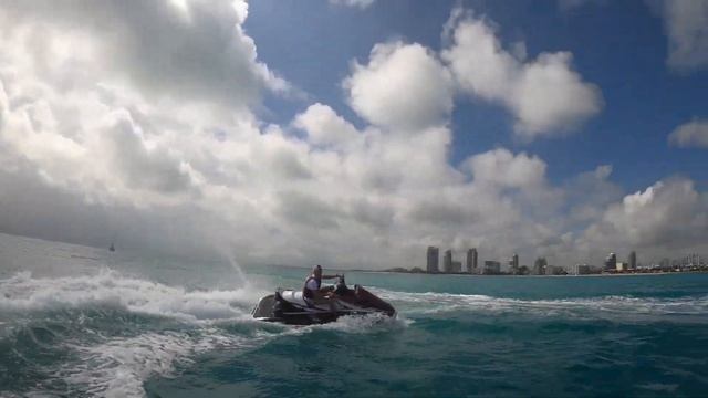 Покатушки на джетски в Майами. Встретили русского на гидрофойле. Виды на Miami Beach с океана. смотреть онлайн