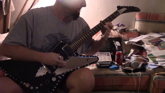 Gibson Explorer custom w/too much bling & Michael Dee trying to .. смотреть онлайн
