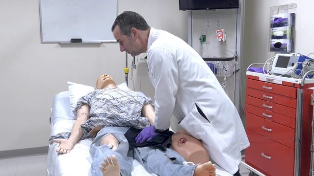 Навчальне Відео: Як Зупинити Кровотечу і Врятувати Життя смотреть онлайн